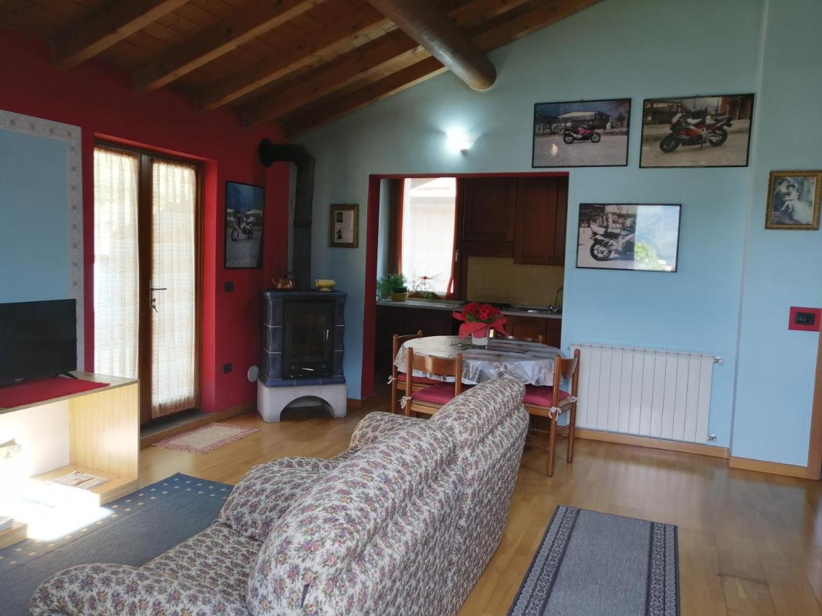 B&B I Viandanti Piancogno Εξωτερικό φωτογραφία